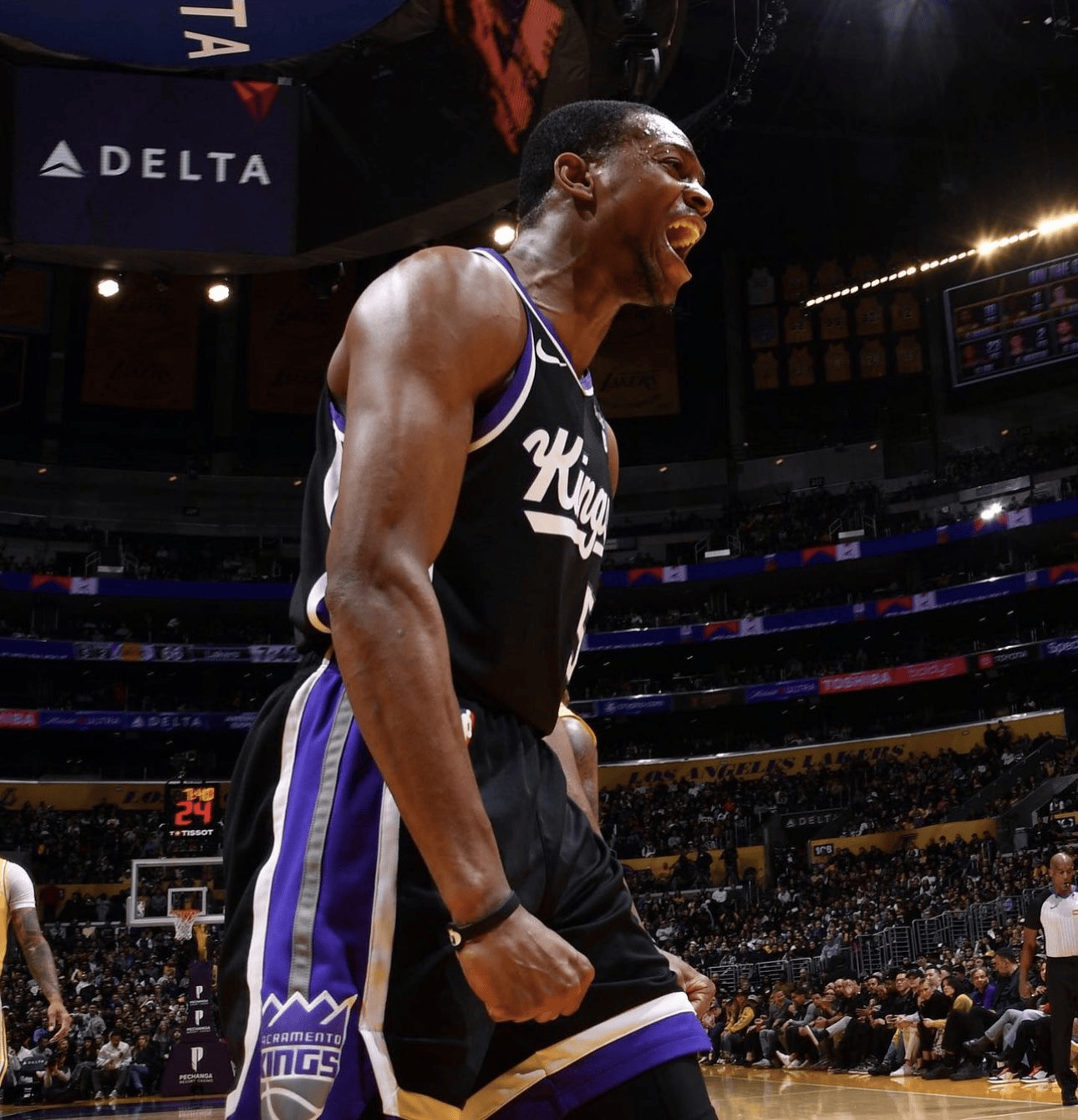 关于国王杯今夜再迎强敌；奥兰多魔术止住颓势；主帅态度——气氛紧张；身体对抗强度拉满的信息-爱游戏登录