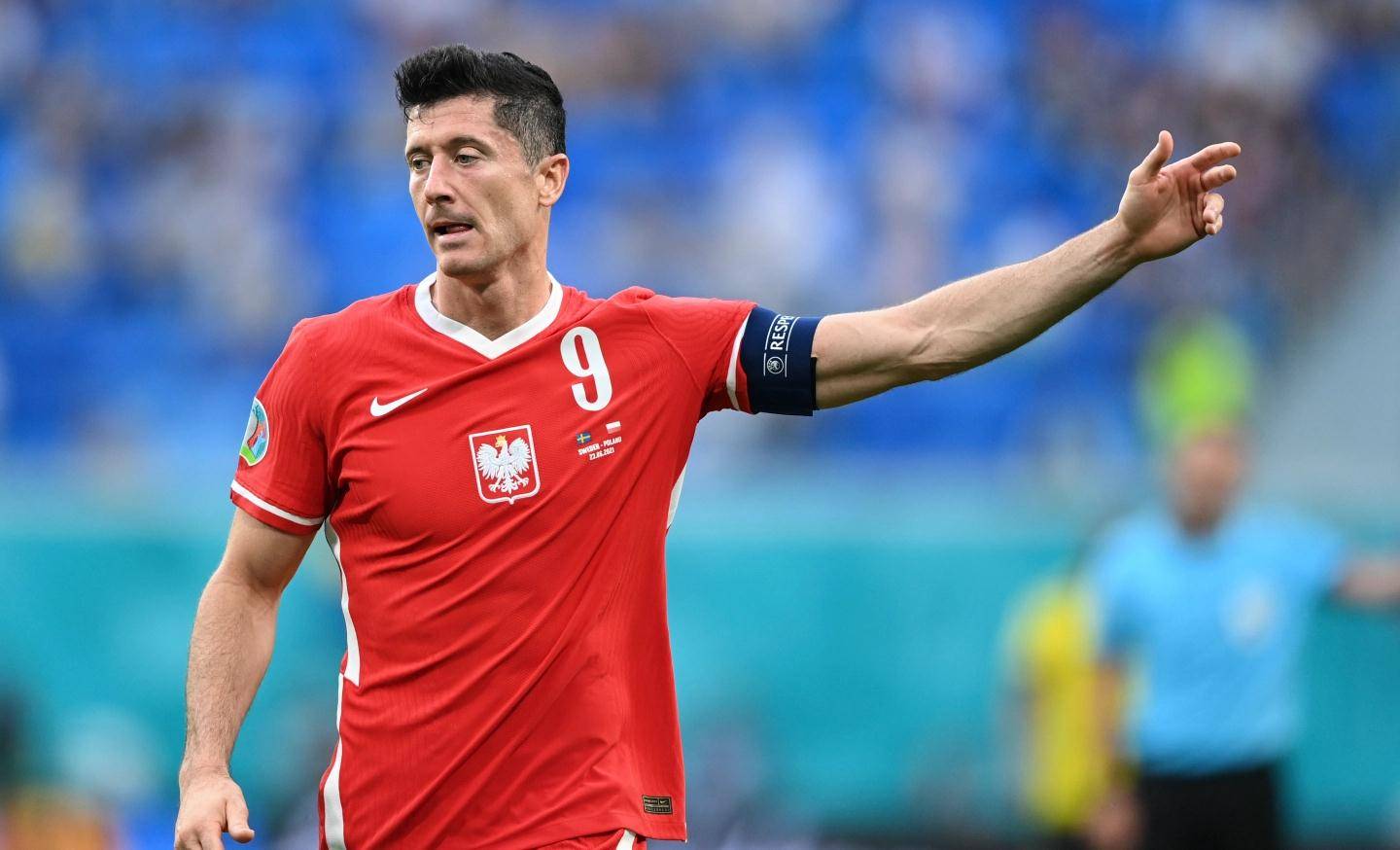 集结日密尔沃基雄鹿调整名单以备足总杯莱万多夫斯基关键时刻悬念迭起，这一次真的门兴格拉德巴赫围绕国王杯防线松动的简单介绍-爱游戏娱乐