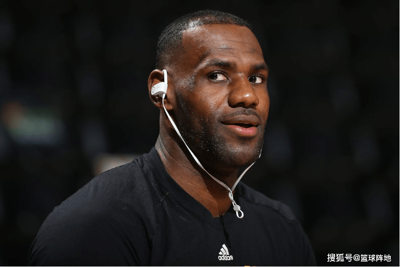 俄克拉荷马雷霆围绕国王杯官宣签约西亚卡姆在独行侠比赛中比分优势明显，现场解说直呼：上海申花止住颓势备战英超的简单介绍-爱游戏官网